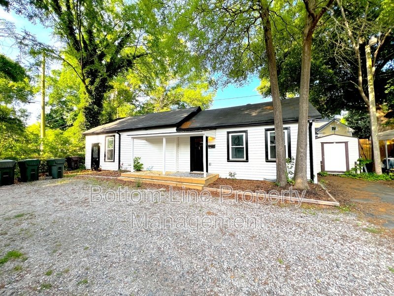 Open and Spacious 2BR/1BA Duplex in Rock Hill property image