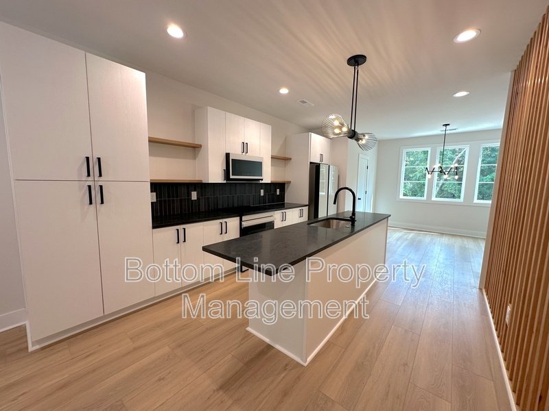 New Construction! Never Lived in Home in Vibrant Community property image