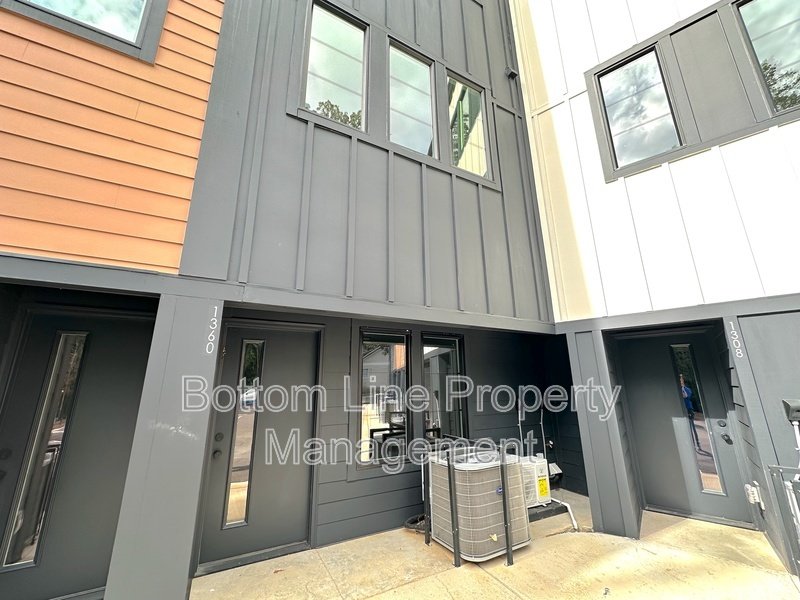 New Construction! Never Lived in Home in Vibrant Community property image