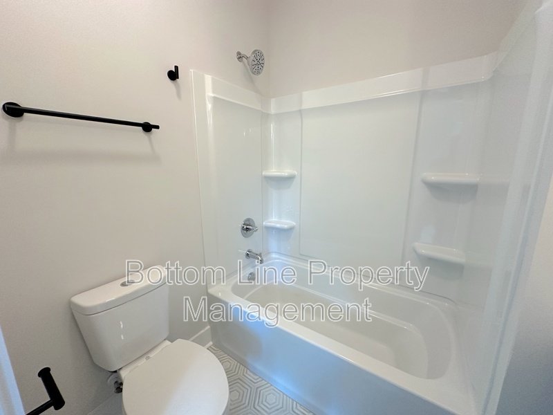 New Construction! Never Lived in Home in Vibrant Community property image