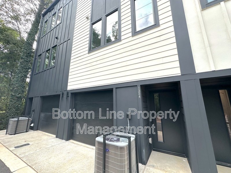 New Construction! Never Lived in Home in Vibrant Community property image