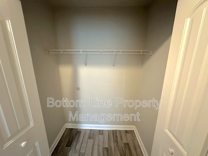 Cozy 3 Bed 2 Bath Home Minutes From University property image