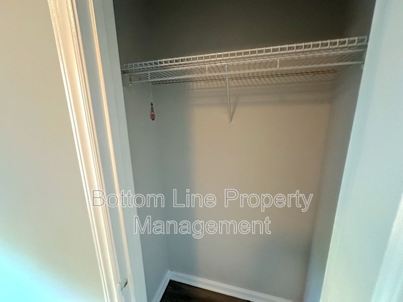 Cozy 3 Bed 2 Bath Home Minutes From University property image