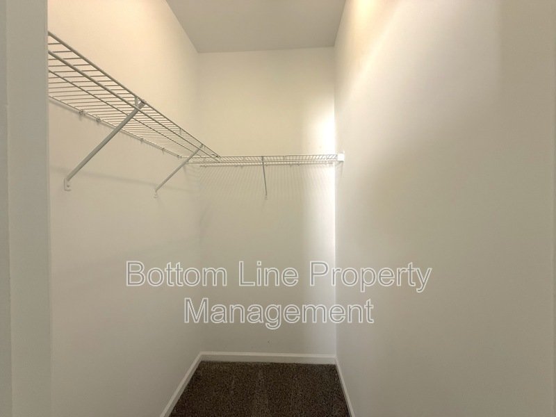 Stunning 3 Bedroom 2 Bathroom Home with Fenced Yard Located In Scenic Indian Land/Fort Mill, SC! property image