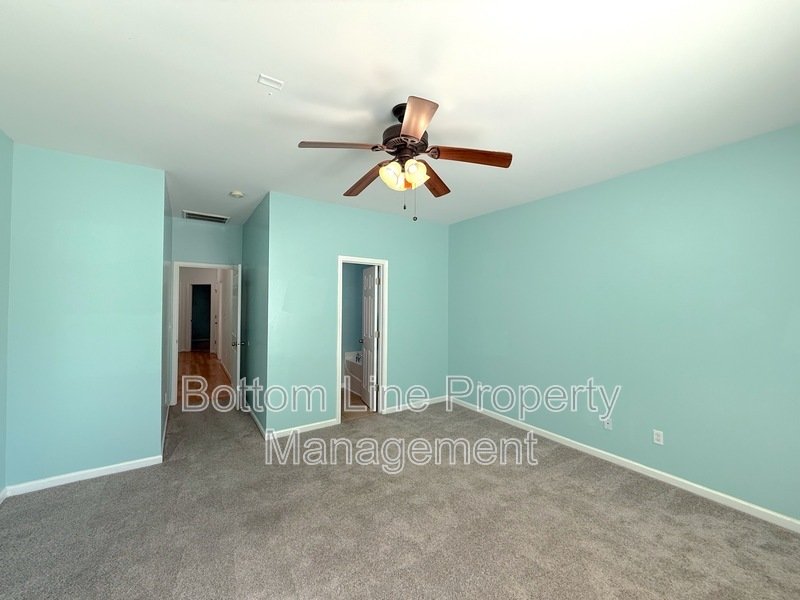 Stunning 3 Bedroom 2 Bathroom Home with Fenced Yard Located In Scenic Indian Land/Fort Mill, SC! property image