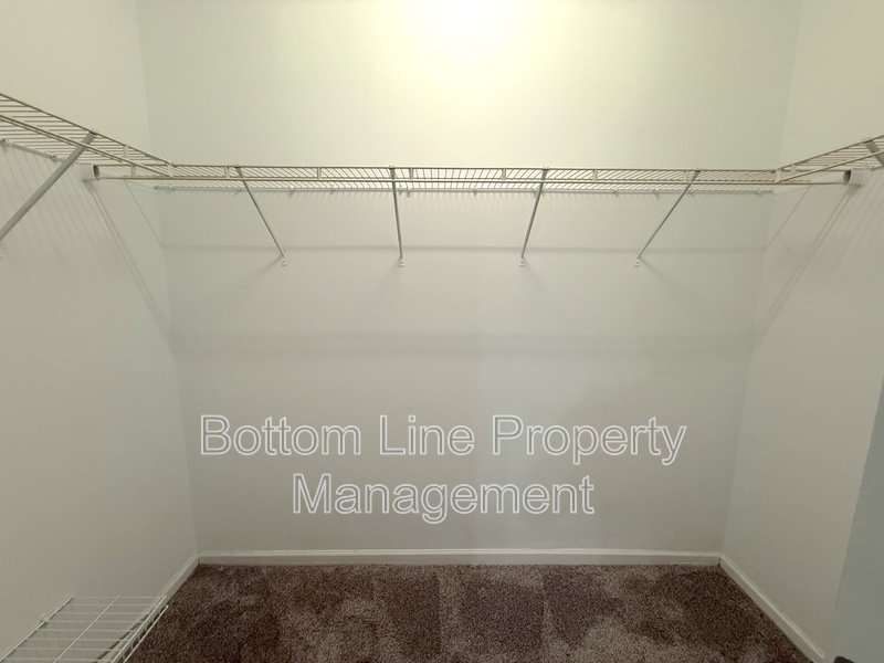 Stunning 3 Bedroom 2 Bathroom Home with Fenced Yard Located In Scenic Indian Land/Fort Mill, SC! property image