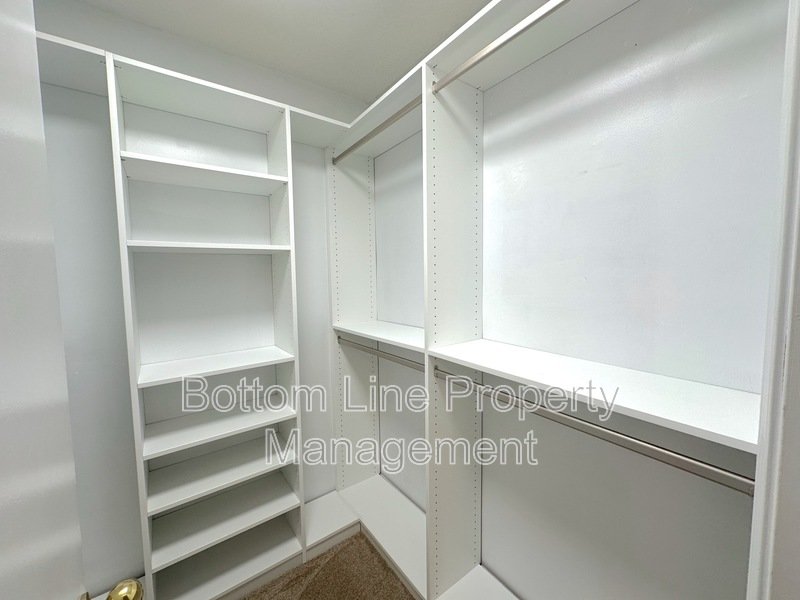 Quiet Community Close to Lake Norman property image