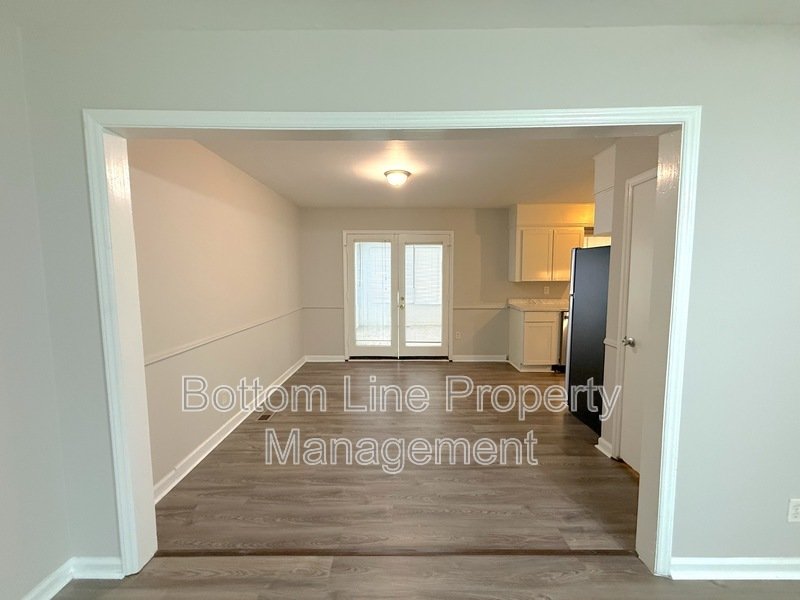 Recently Renovated 3 BR/2BA SFH with Generous Fenced Yard and Bonus Rooms! property image