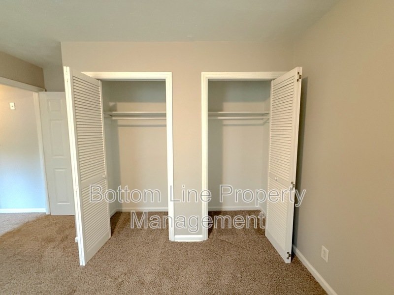 Recently Renovated 3 BR/2BA SFH with Generous Fenced Yard and Bonus Rooms! property image