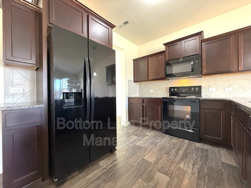 Spacious 3 Bed 2.5 Bath Home In Locust property image