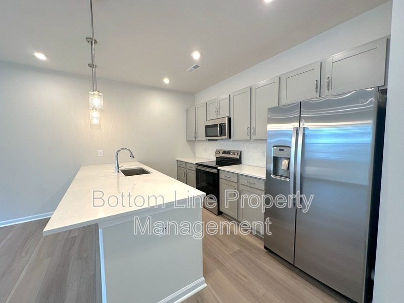 New Construction! Never Lived In! property image