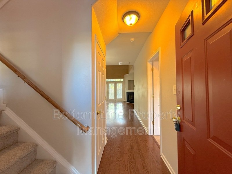 Cozy 3 Bed 2 Bath Townhome Near DownTown Charlotte property image