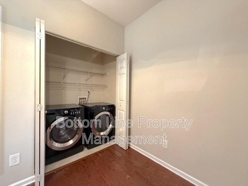 Cozy 3 Bed 2 Bath Townhome Near DownTown Charlotte property image