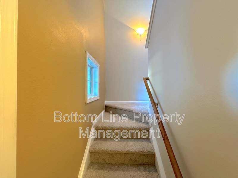 Cozy 3 Bed 2 Bath Townhome Near DownTown Charlotte property image