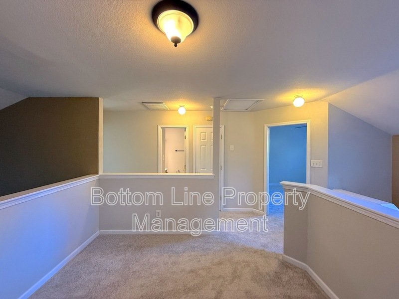 Cozy 3 Bed 2 Bath Townhome Near DownTown Charlotte property image