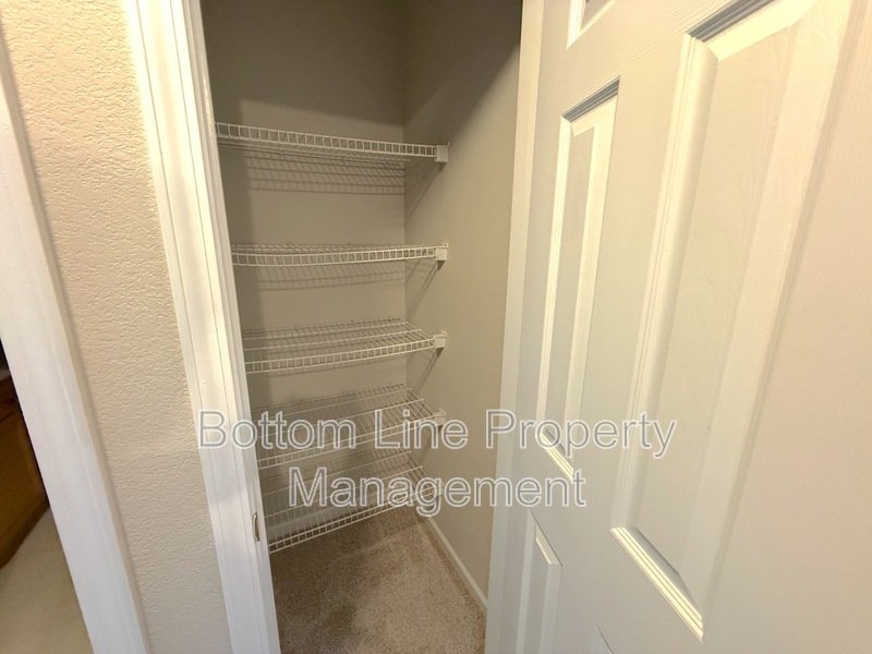 Cozy 3 Bed 2 Bath Townhome Near DownTown Charlotte property image