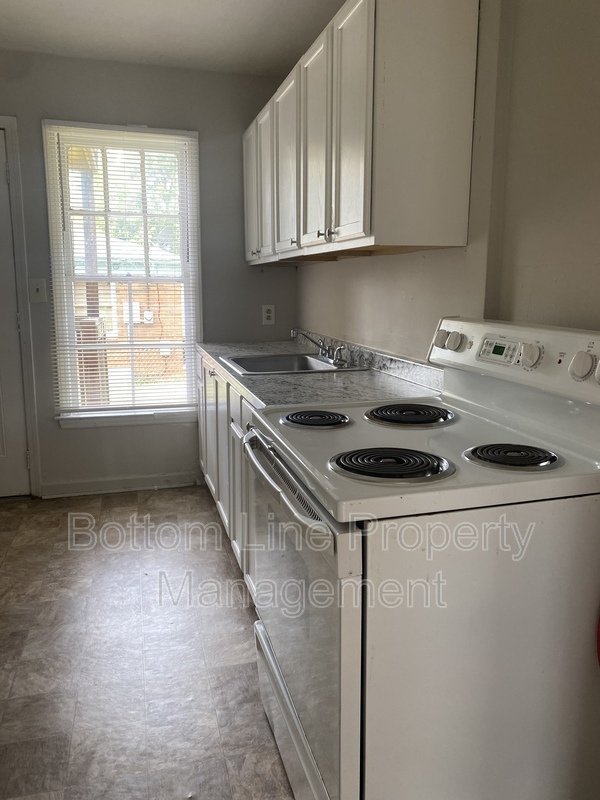 $500 Off First Full Months Rent with a Move In by 12/19! property image