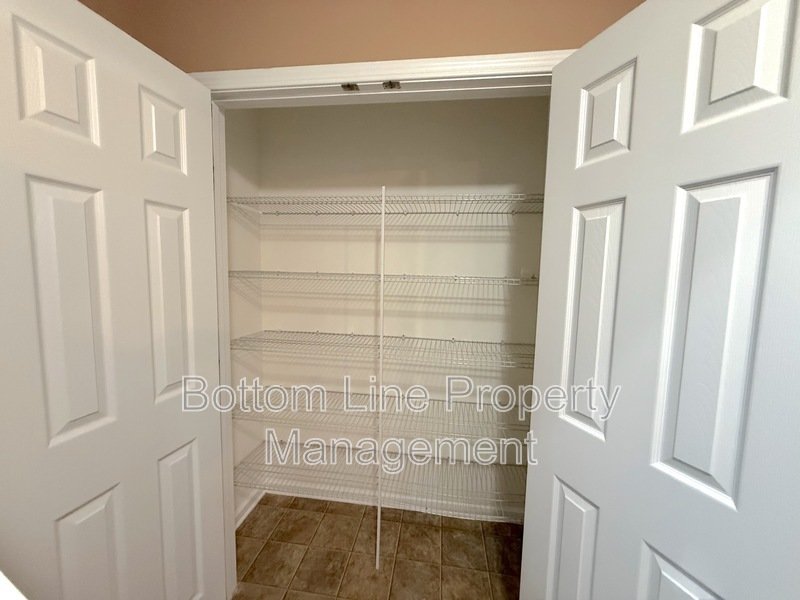 Stunning 3 Bedroom 2.5 Bathroom Home For Rent property image