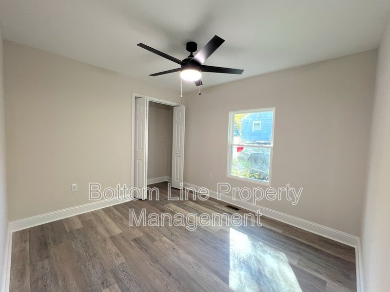 1506 Lake St. property image