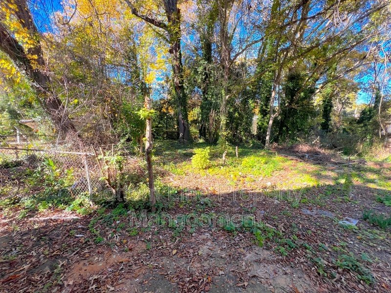 1506 Lake St. property image