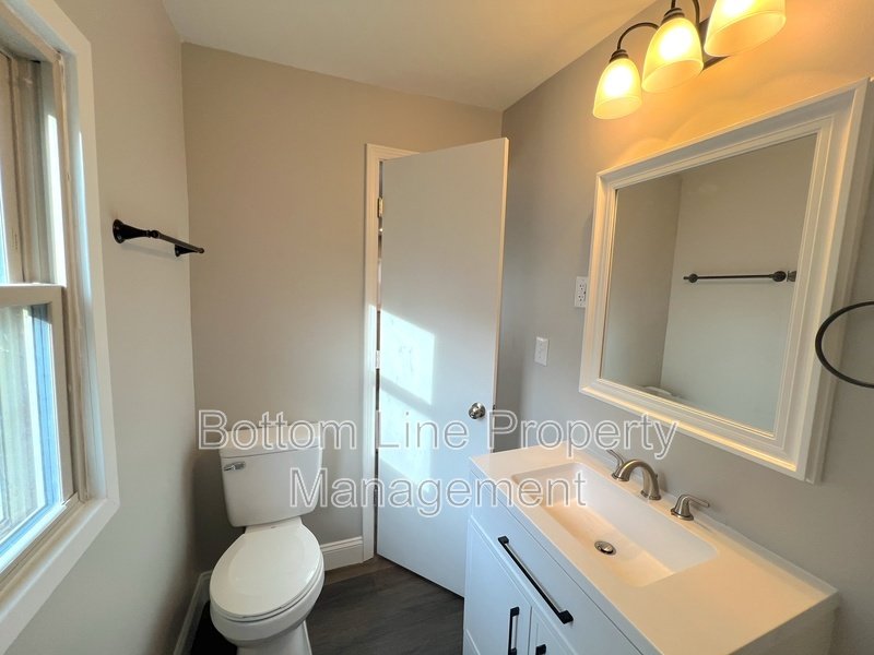 613 Dr Martin Luther King Jr Way property image