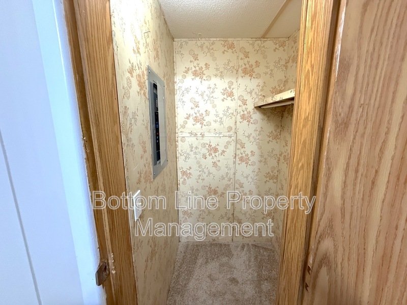 Beautifully Designed Home Surrounded by Breathtaking Nature property image