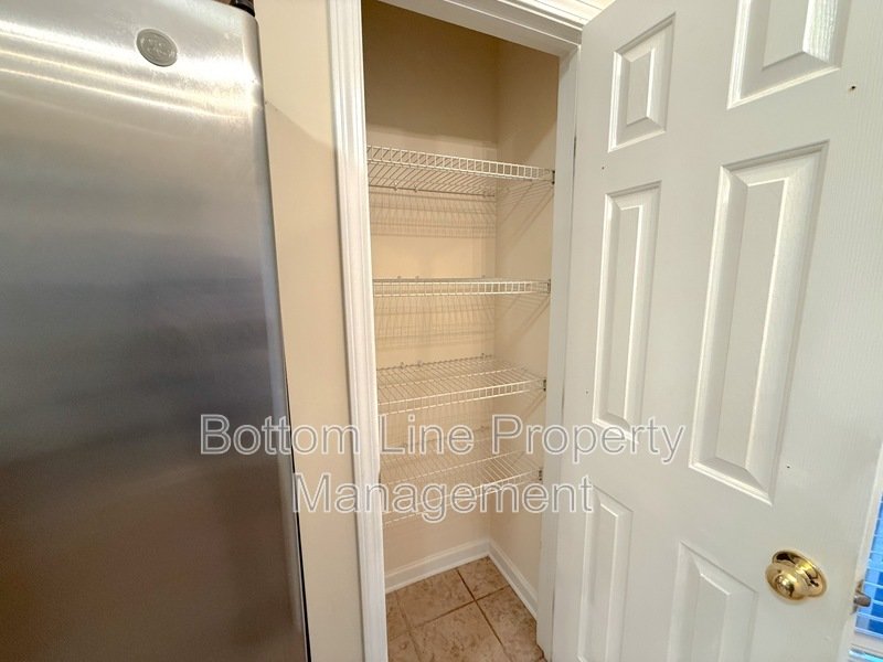 Elegant 4 Bedroom 3.5 Bath Corner Unit Townhome in GREAT LOCATION! property image