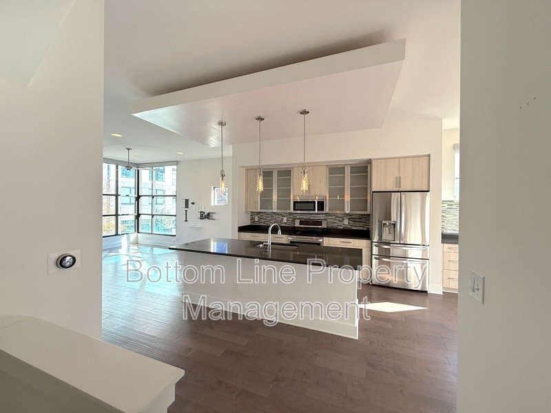 211 Doggett St property image