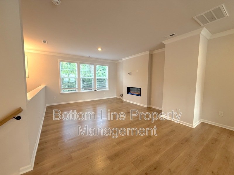 $500 Off First Months Rent! property image