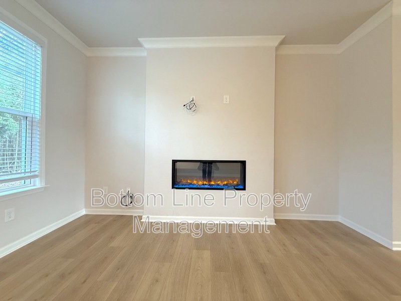 $500 Off First Months Rent! property image