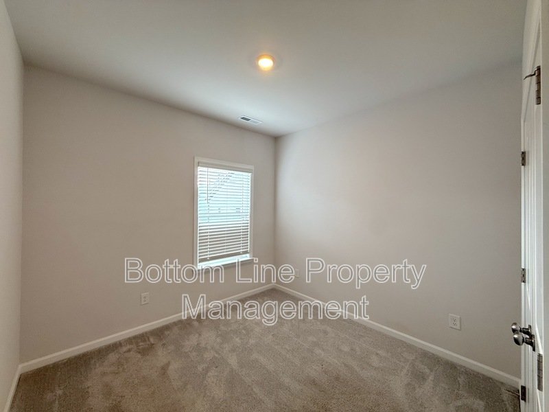 $500 Off First Months Rent! property image