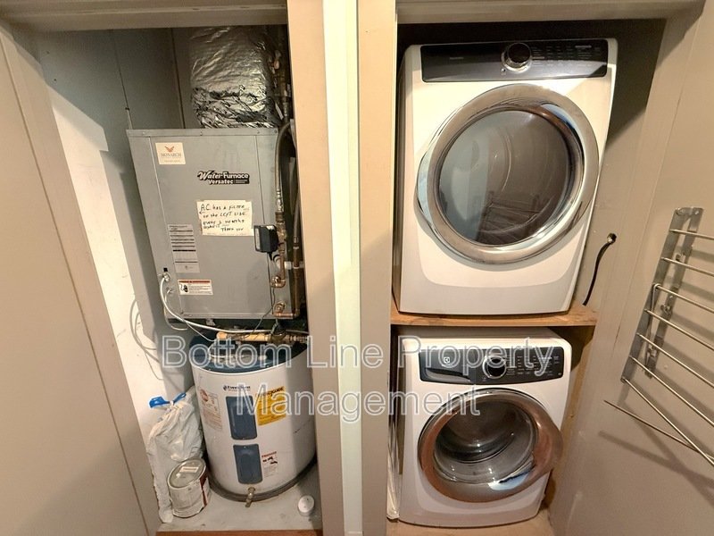 Luxury Uptown Living, Unforgettable Views! property image