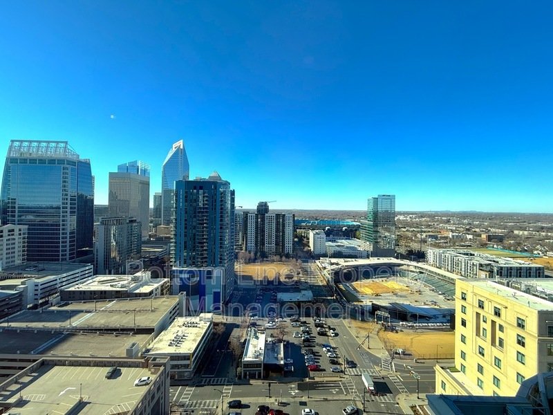 Luxury Uptown Living, Unforgettable Views! property image