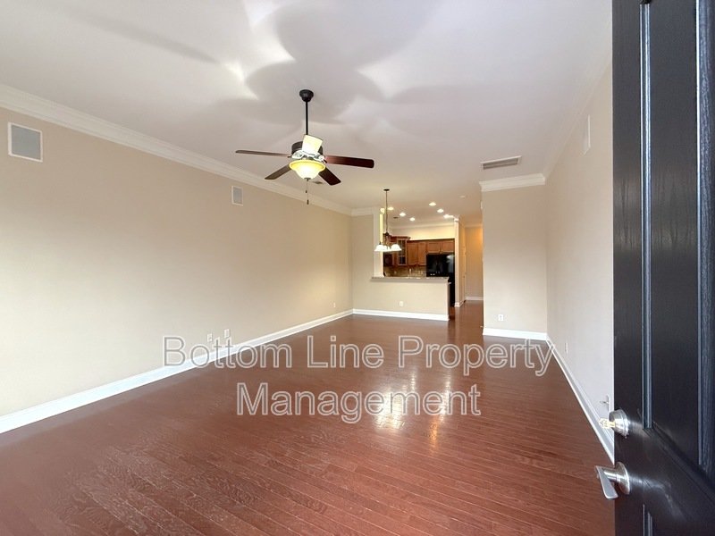 Luxurious Brick Townhome in a GREAT location property image