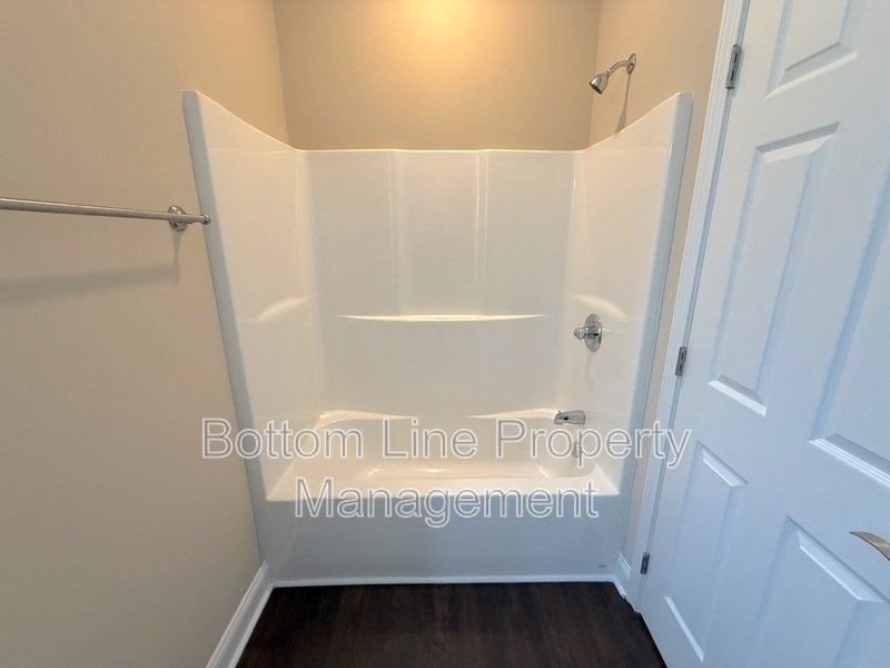 Luxurious Brick Townhome in a GREAT location property image