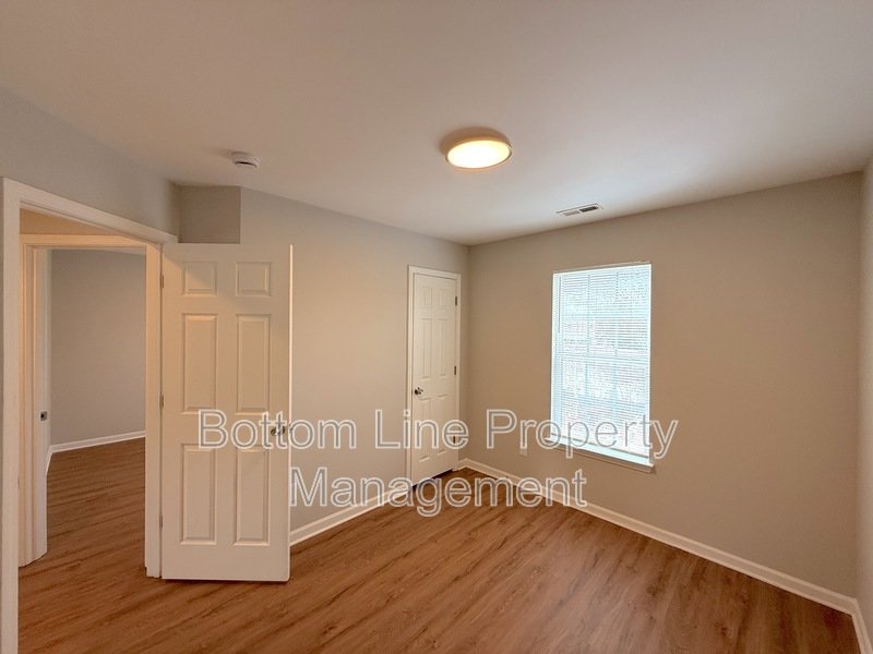 Open property image
