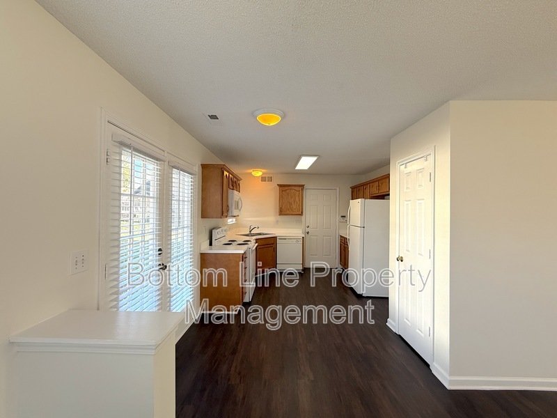 🏡 Charming 3BR / 2.5BA Single-Family Home in Coulwood West property image