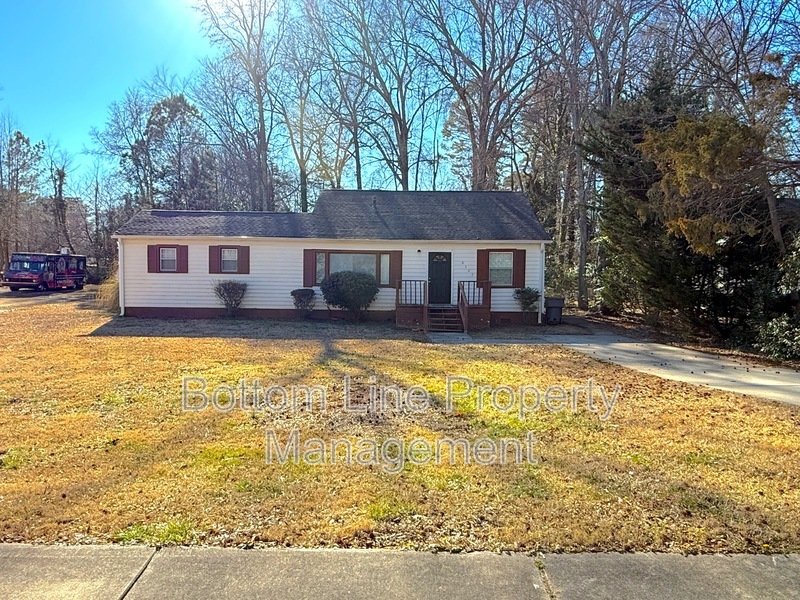 Charming 3 Bedroom 1 Bathroom House For Rent property image