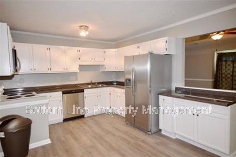Spacious 2 Bedroom 2 Bathroom Condo! Ready Now! property image