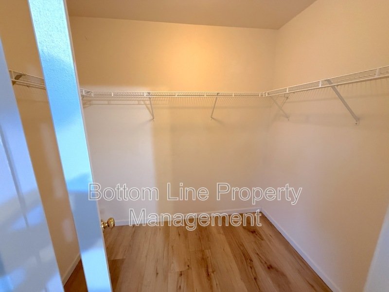 Bright property image