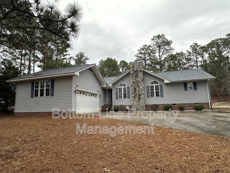 Spacious 3 Bedroom Home with 2-Car Garage in Gated Carolina Lakes Community property image