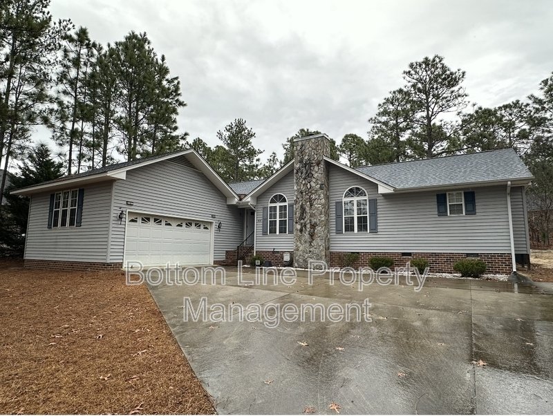 Spacious 3 Bedroom Home with 2-Car Garage in Gated Carolina Lakes Community property image