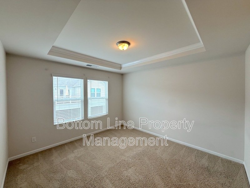 Bright 3BR Home with Garage & Open Floor Plan in Charlotte property image