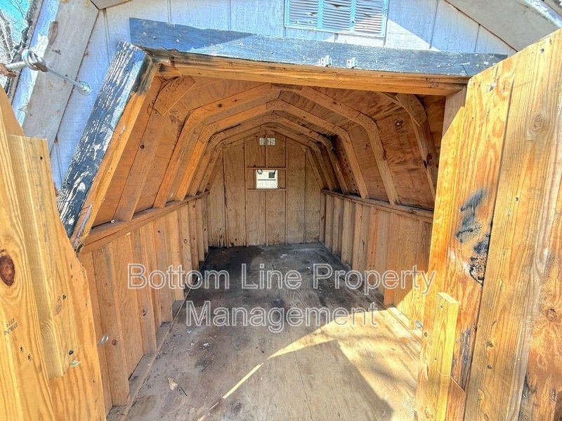 Quaint 3 Bedroom 2 Bathroom SFH For Rent property image