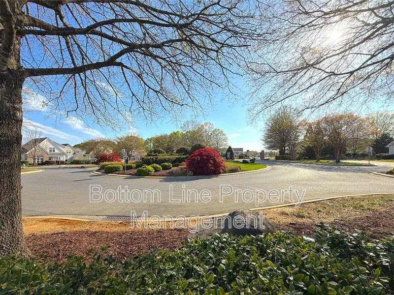 Beautiful 3 Bedroom 2.5 Bathroom Unit For Rent!!!! property image
