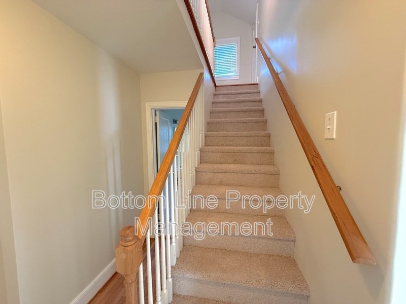 Live comfortably in Plaza Midwood! property image