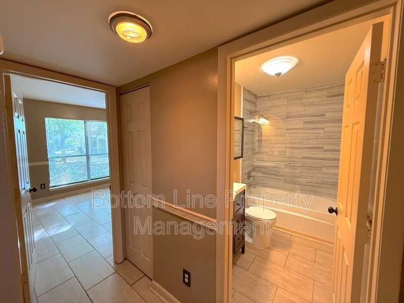 Charming 2 Bedroom 2 Bathroom Apartment For Rent property image