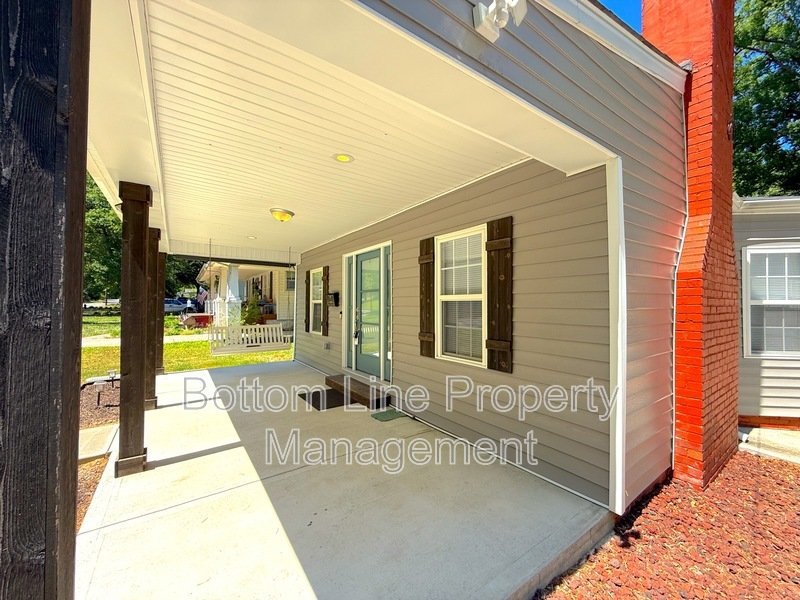 Charming 3 Bedroom 2 Bathroom SFH Located In Gastonia property image