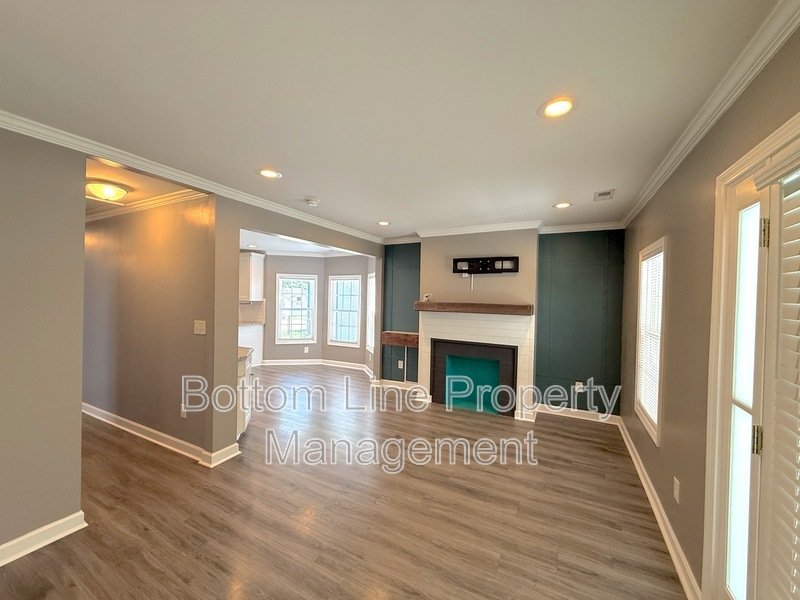 Charming 3 Bedroom 2 Bathroom SFH Located In Gastonia property image