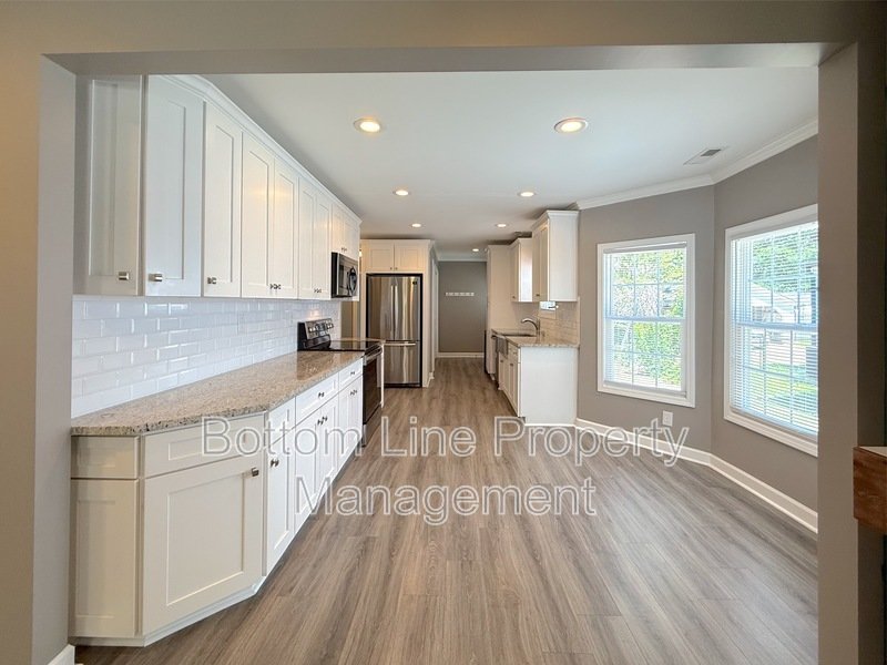 Charming 3 Bedroom 2 Bathroom SFH Located In Gastonia property image